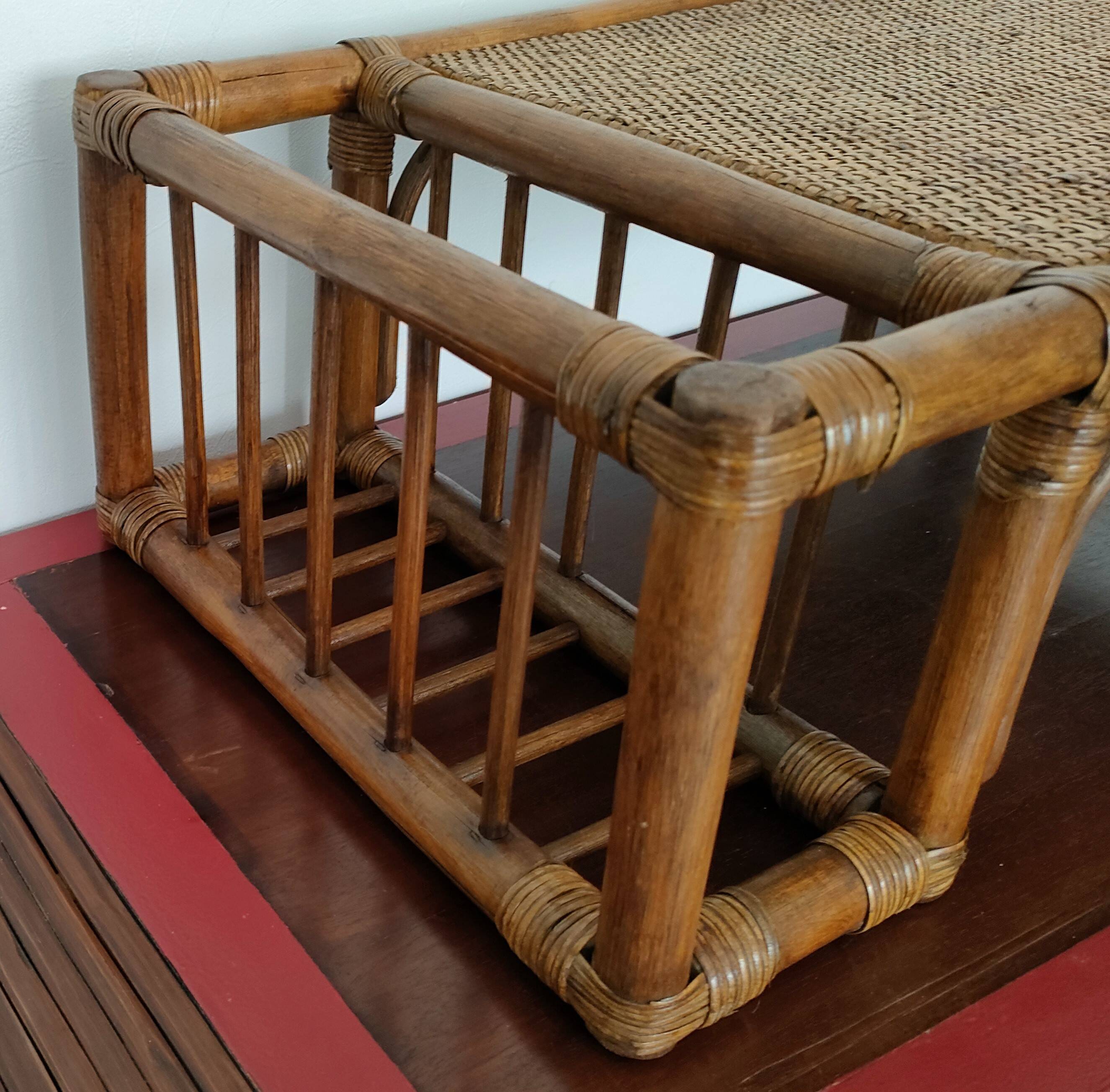Large vintage serving tray, rattan and wicker - Indonesia - 1950s/1960s