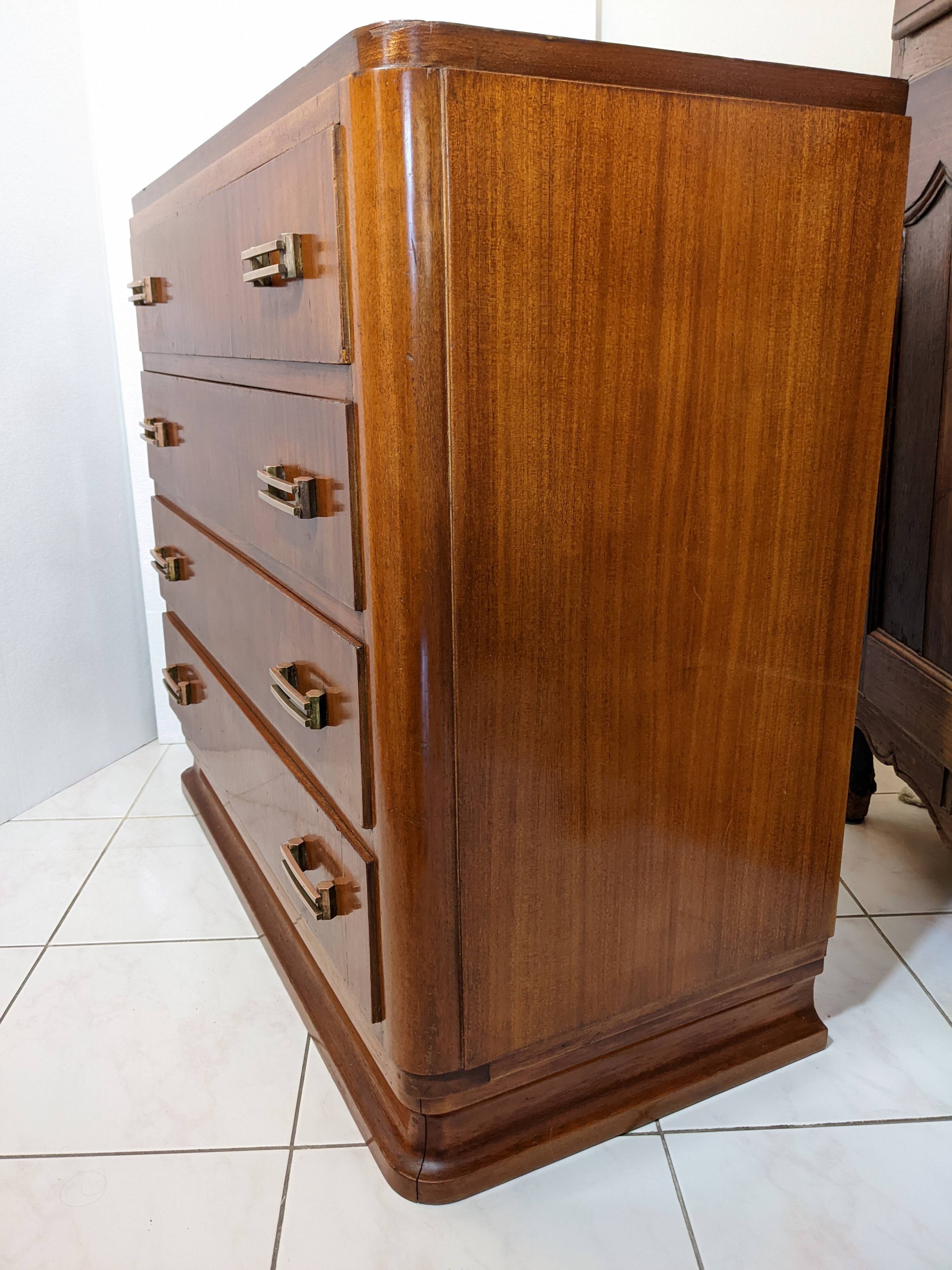 Art Deco period banker's chest of drawers circa 1920 in mahogany and mahogany veneer