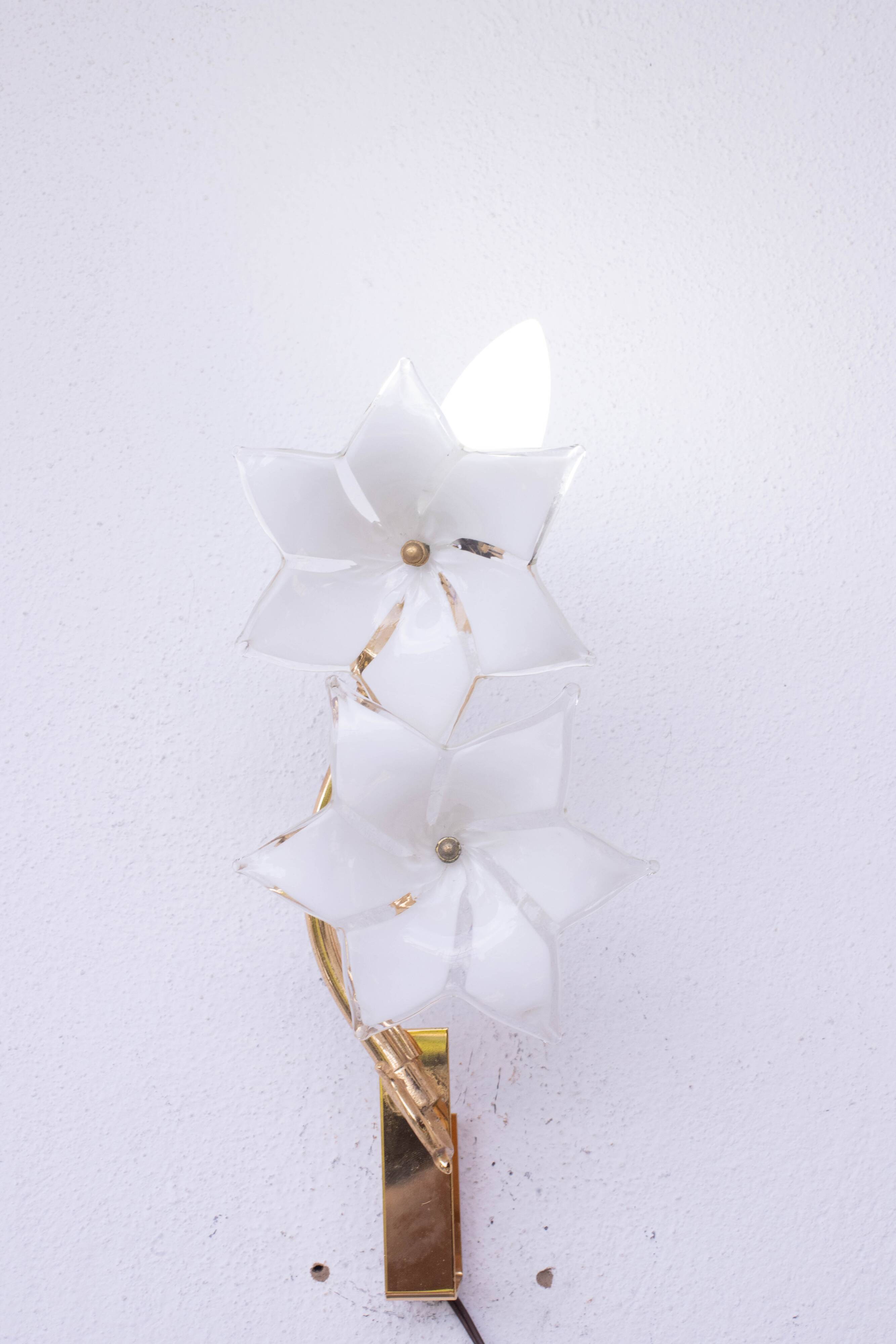 Charming Set of 2 Murano White Flowers Wall Light, 1970s