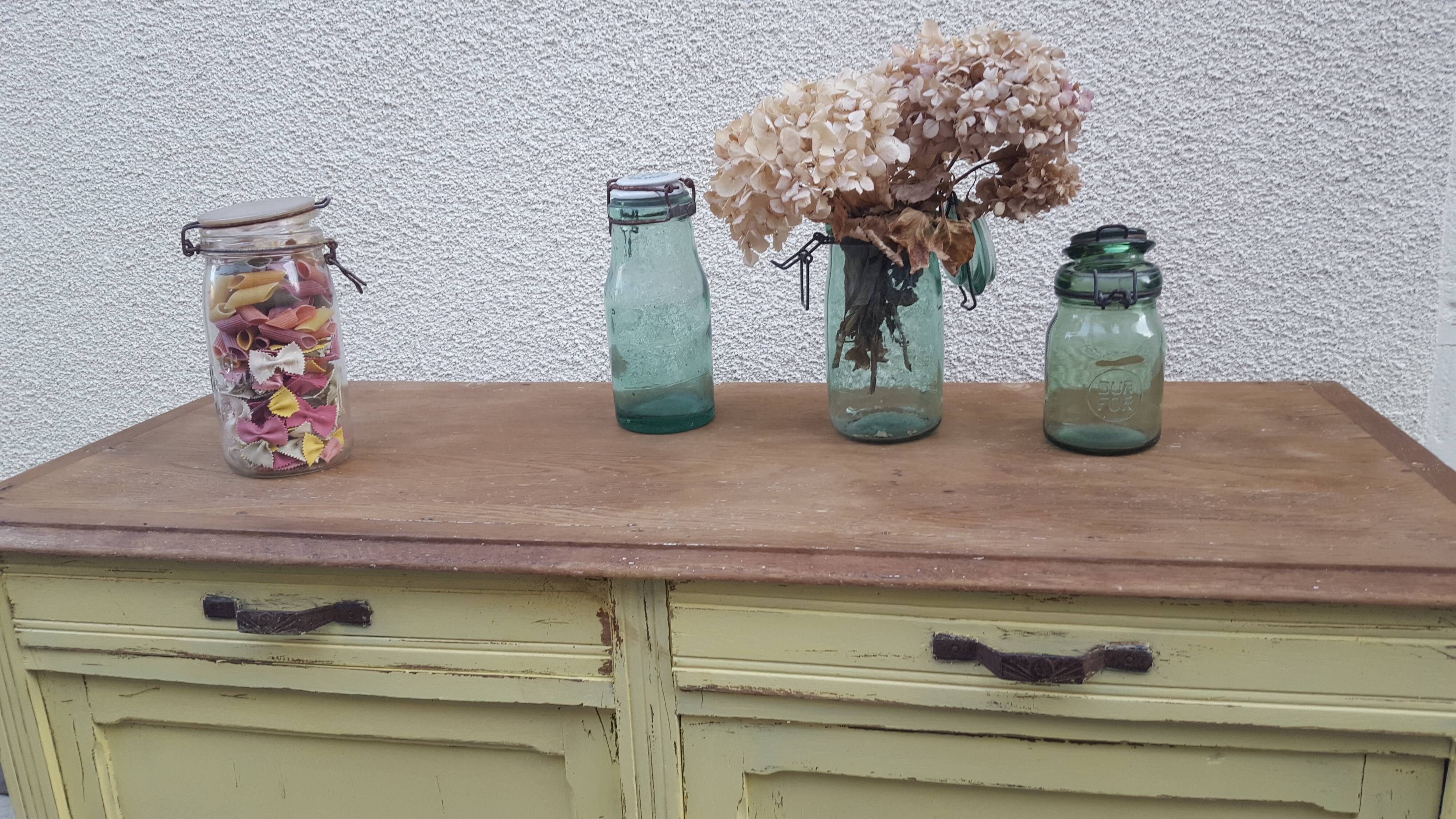 Parisian buffet patina yellow pastel