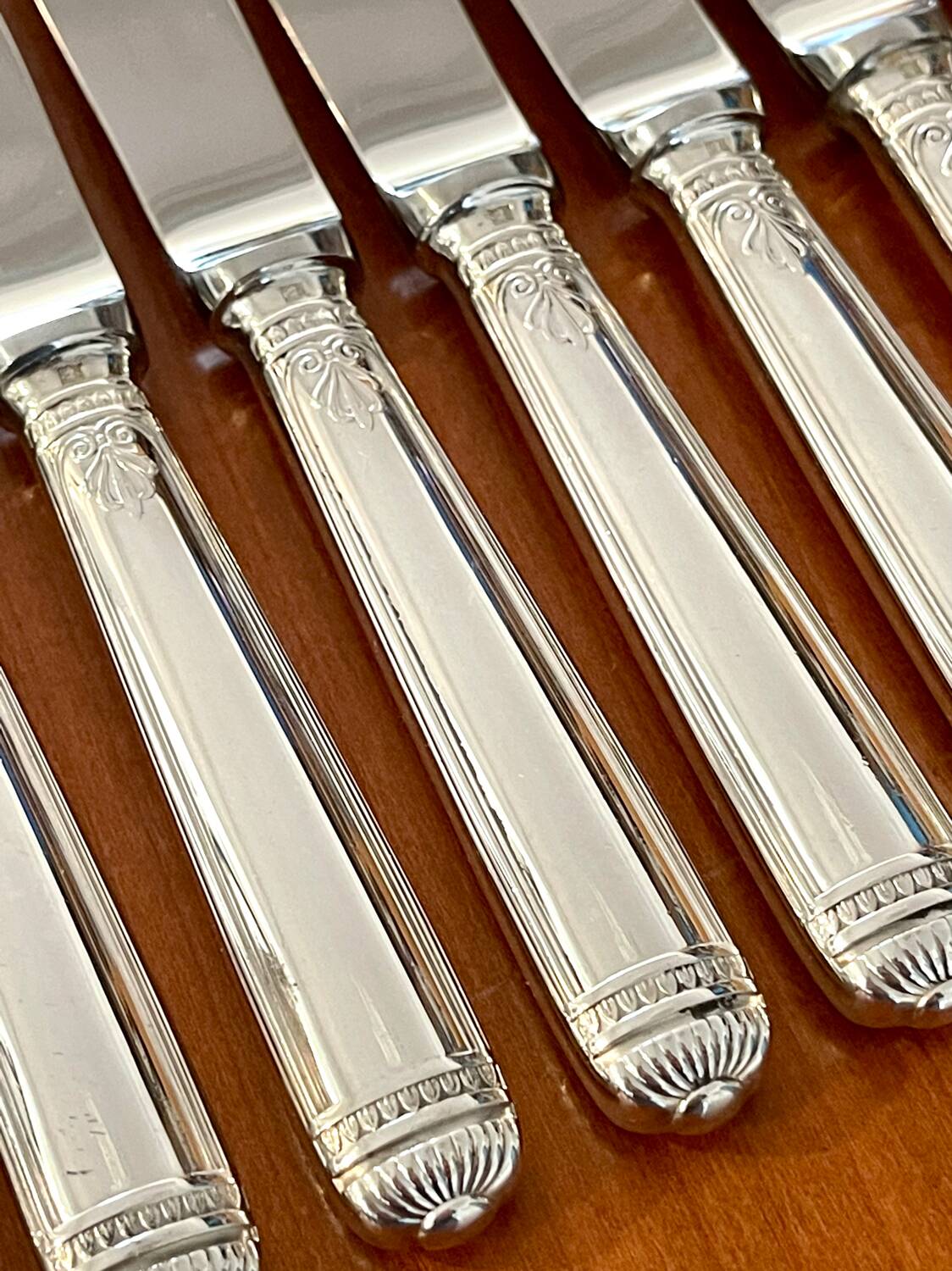 Christofle malmaison 8 person 40 piece cutlery set near new condition