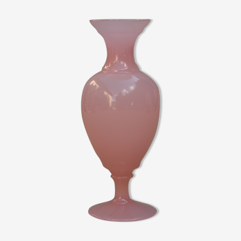 Vintage vase in pink opaline ht 24,2 cm ref 219/15