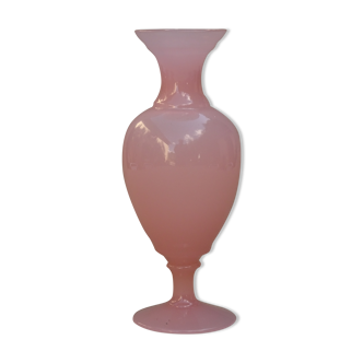 Vintage vase in pink opaline ht 24,2 cm ref 219/15