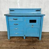 Wooden commercial workshop furniture with 4 drawers and 2 hinged doors - original patina
