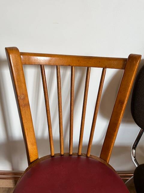 Set of 4 mismatched chairs