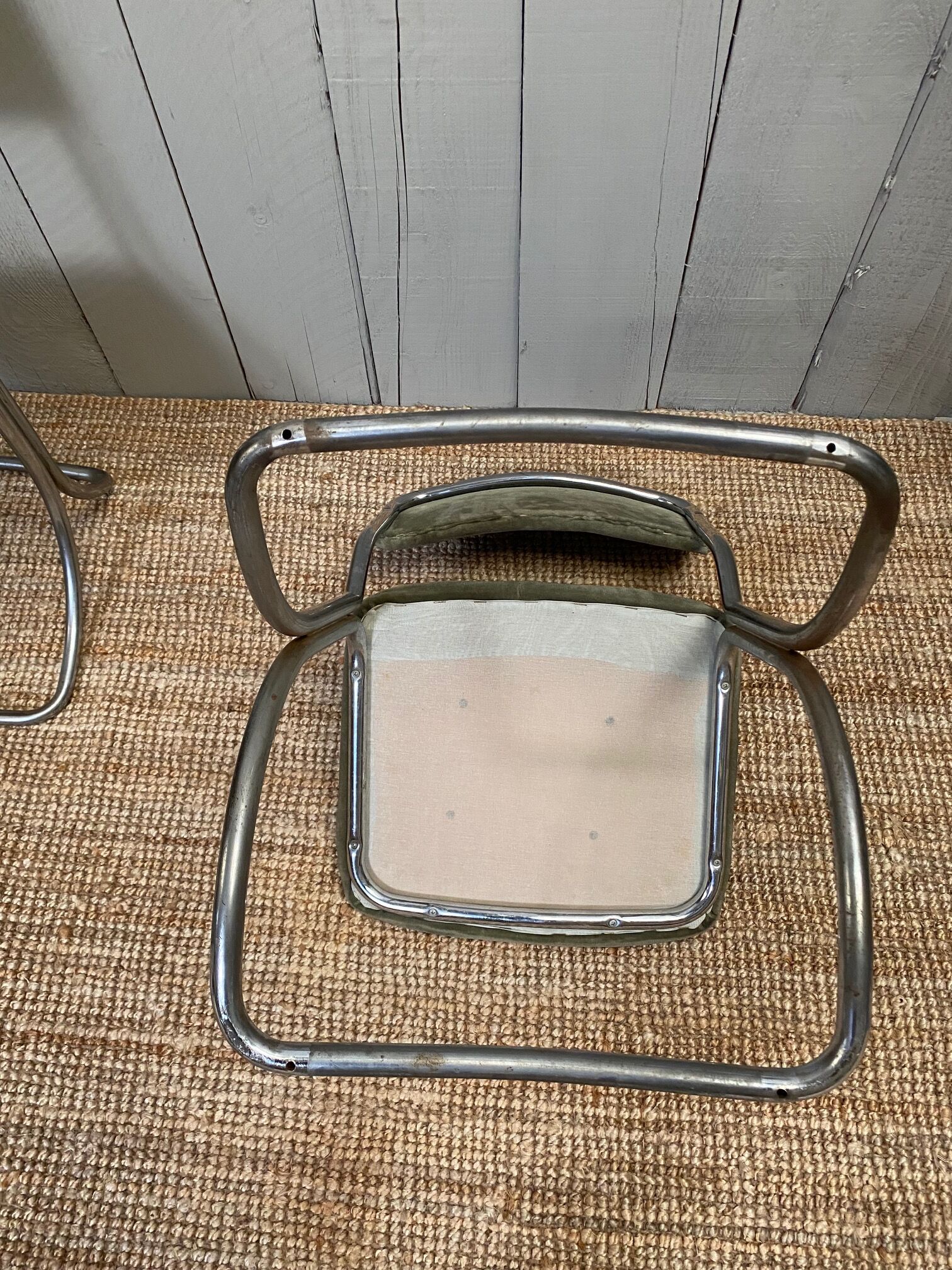 Set of 3 chairs from the 70s in chrome metal and khaki velvet