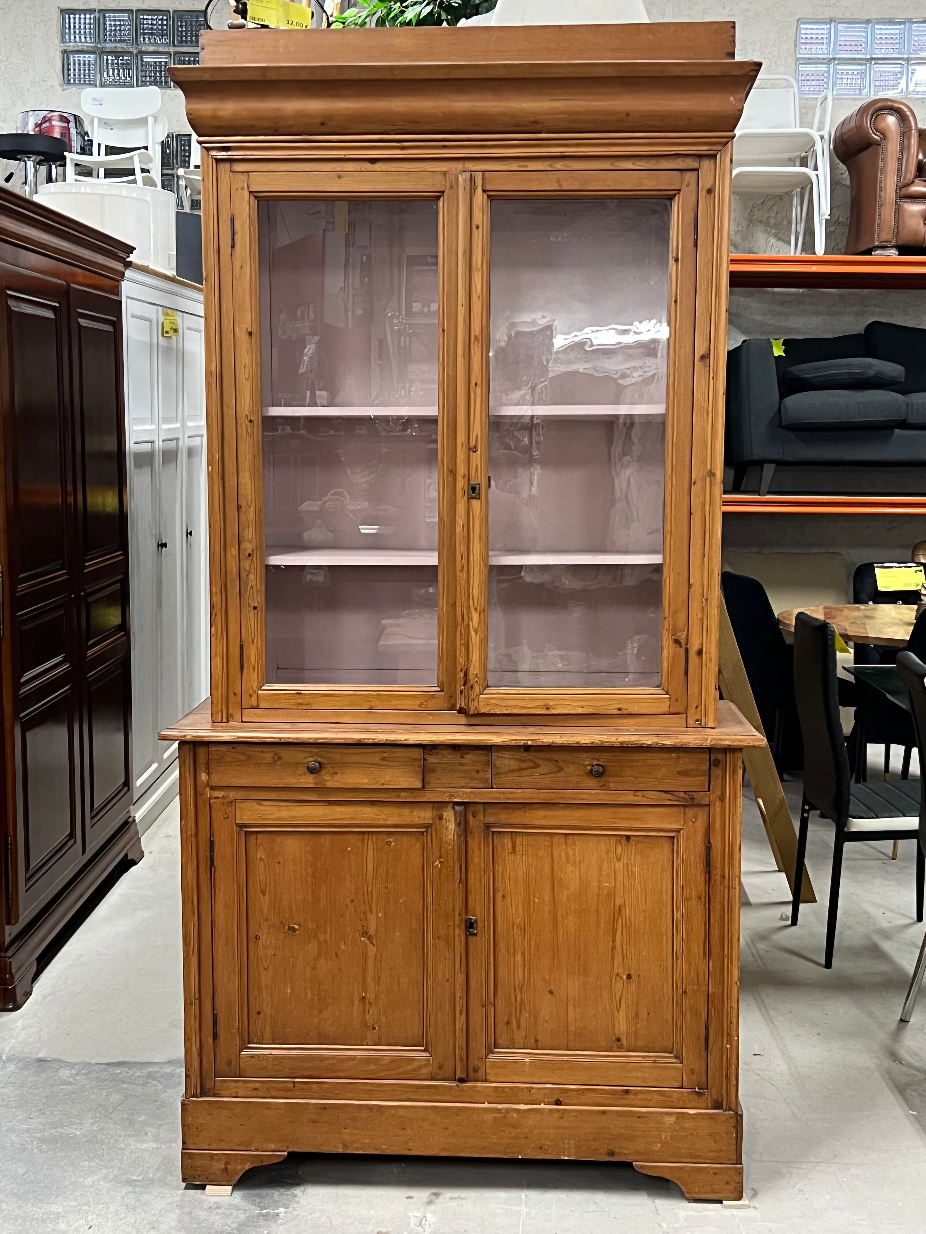 Library 2 bodies of Louis Philippe period