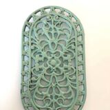 Dessous de plat ancien ovale en fonte émaillée vert