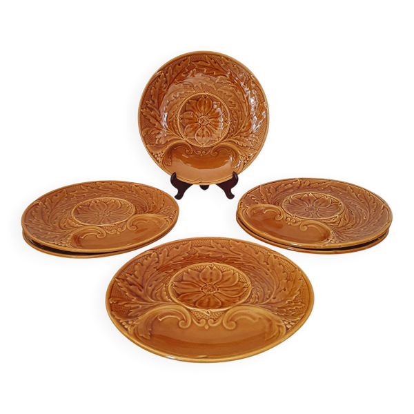 Assiettes à compartiments Faiencerie de Gien / artichaut / Barbotine