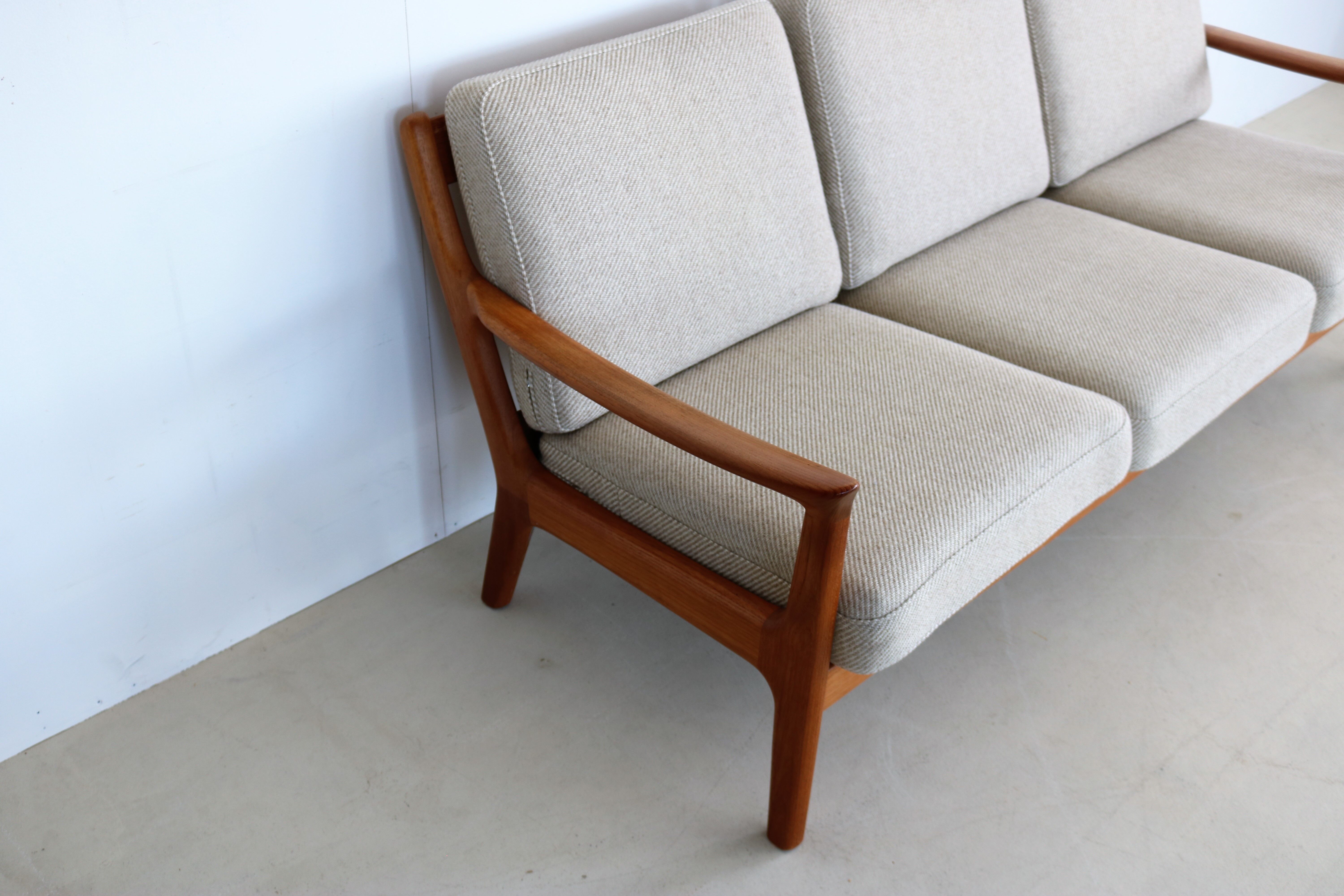 Juul Kristensen for JK Denmark sofa