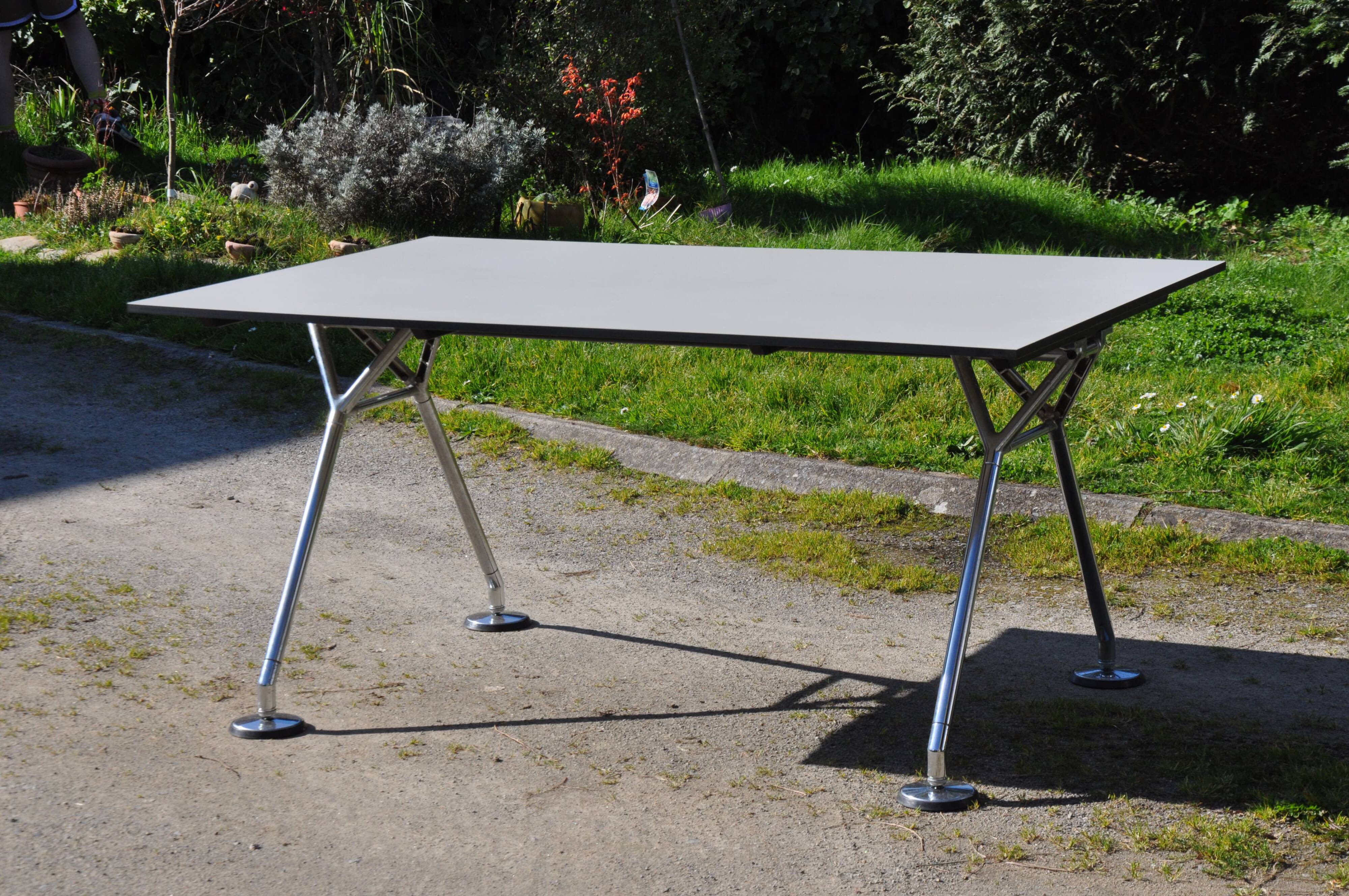 Table, desk, norman foster