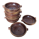 8 dishes in glazed terracotta