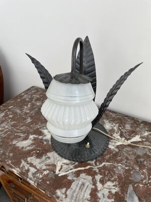 Lampe De Style Art Deco Métal Travaillé Globe En verre - Urss