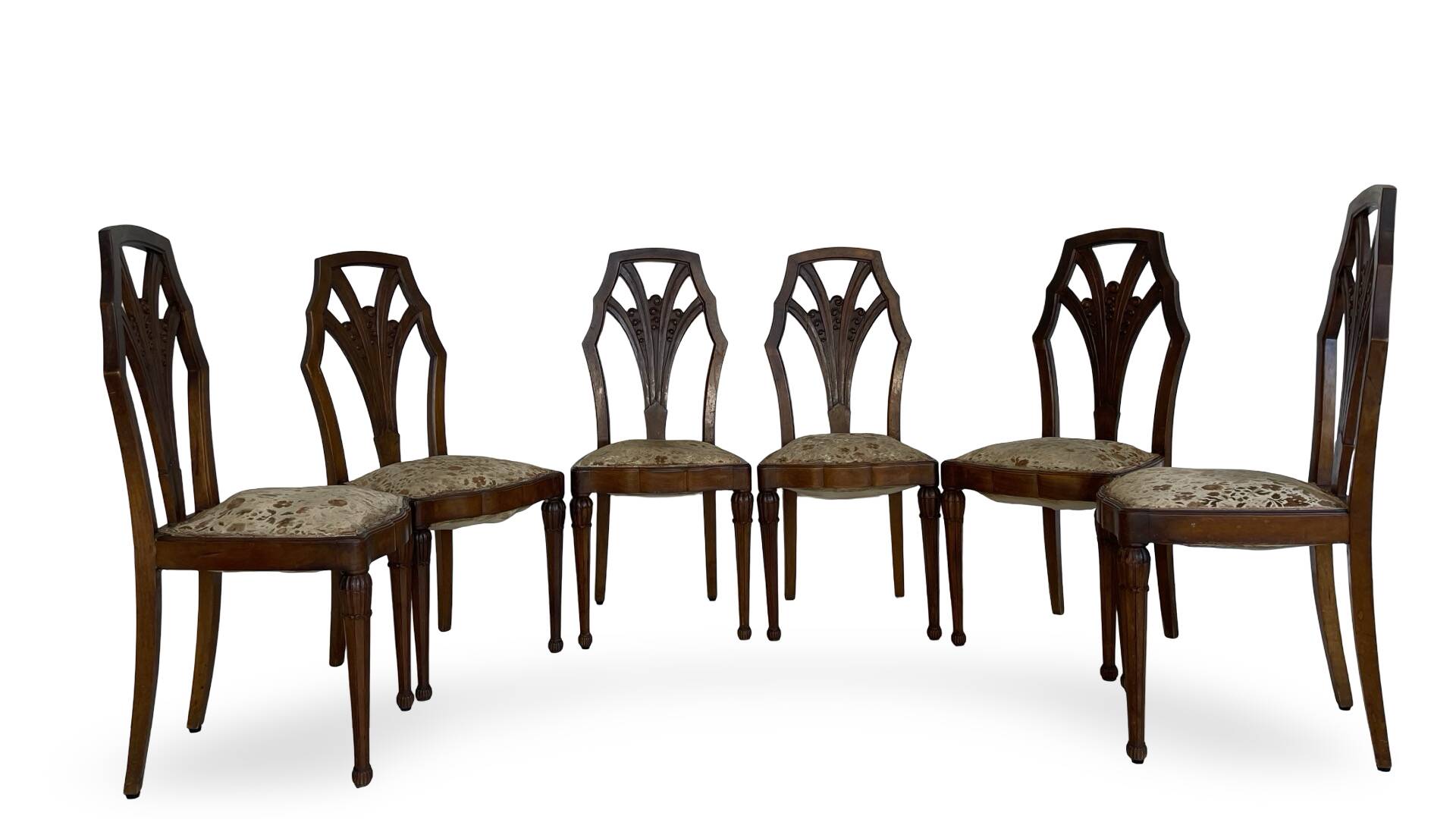 Ensemble de 6 chaises de salle à manger en noyer sculpté Art Déco, années 1920/1930