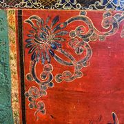 Antique Chinese sideboard with 4 doors + 2 drawers