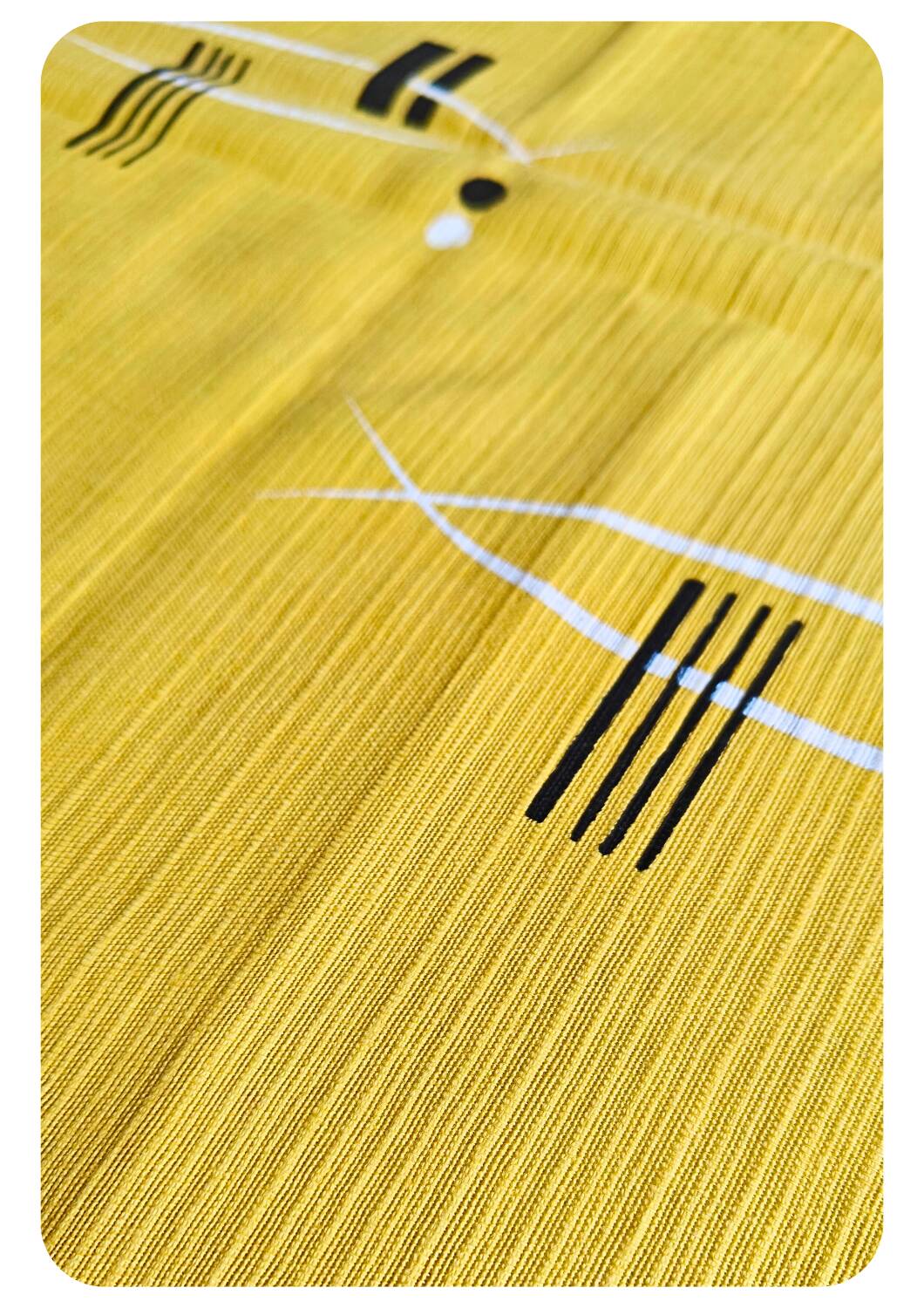 Chemin de table des années 50