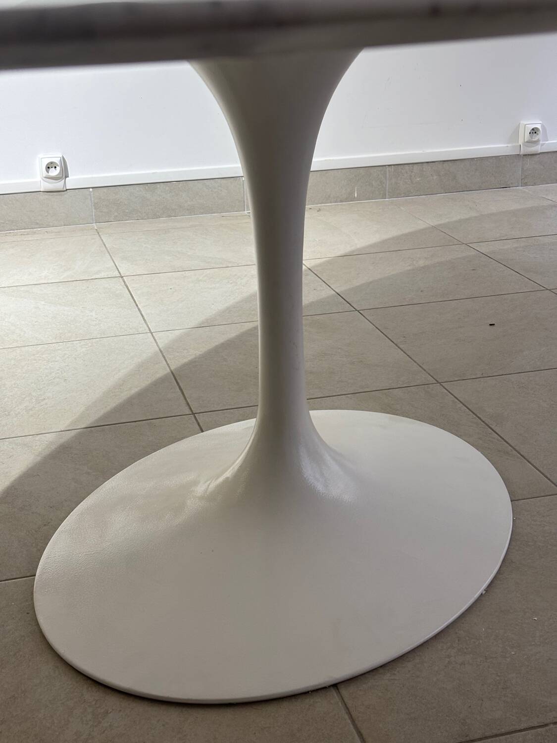Knoll eero Saarinen table 244 cm in marble