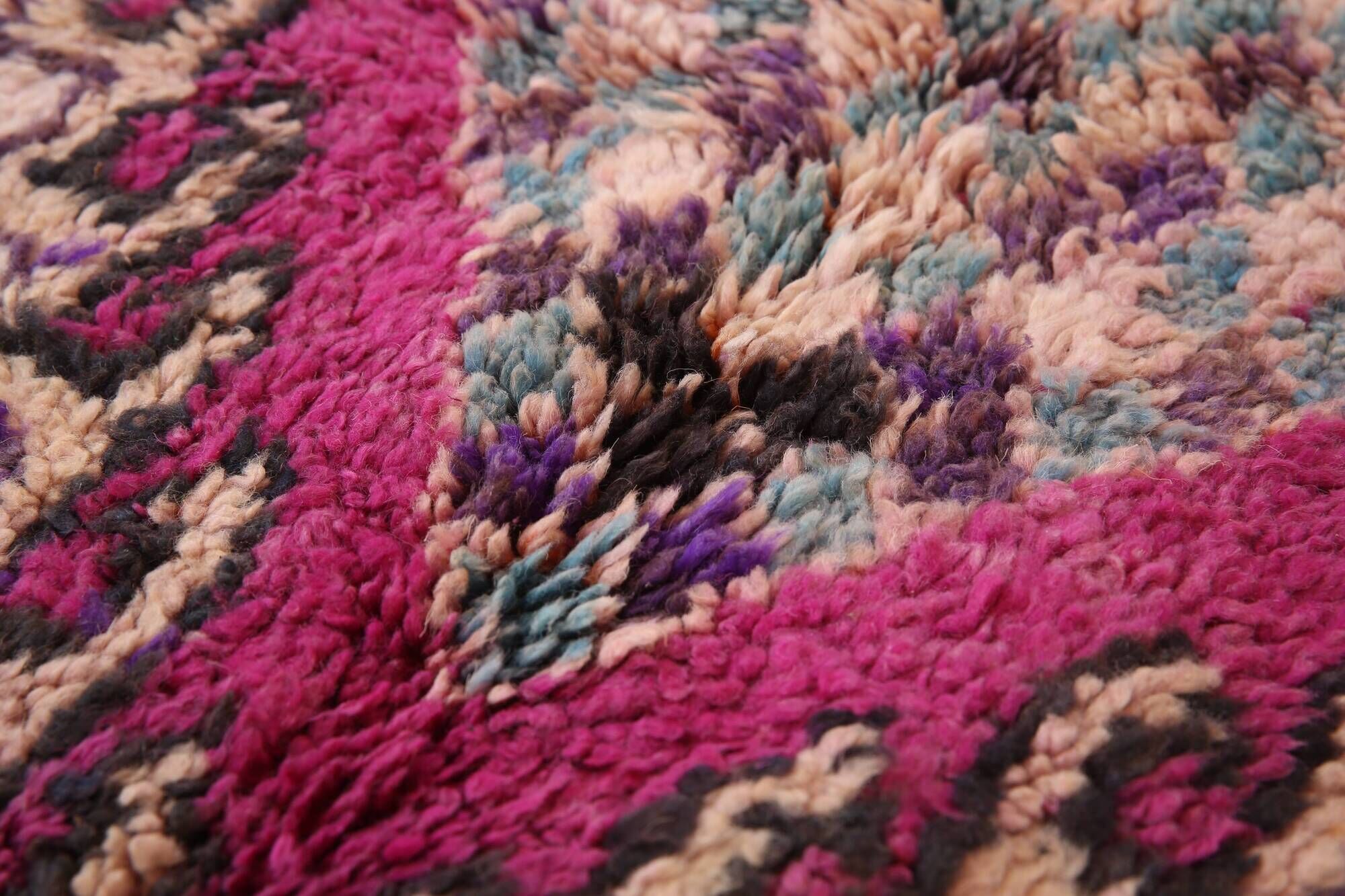 Purple vintage Moroccan Rug 116 x 234 cm, Berber Wool Rug Handmade, Old Rug