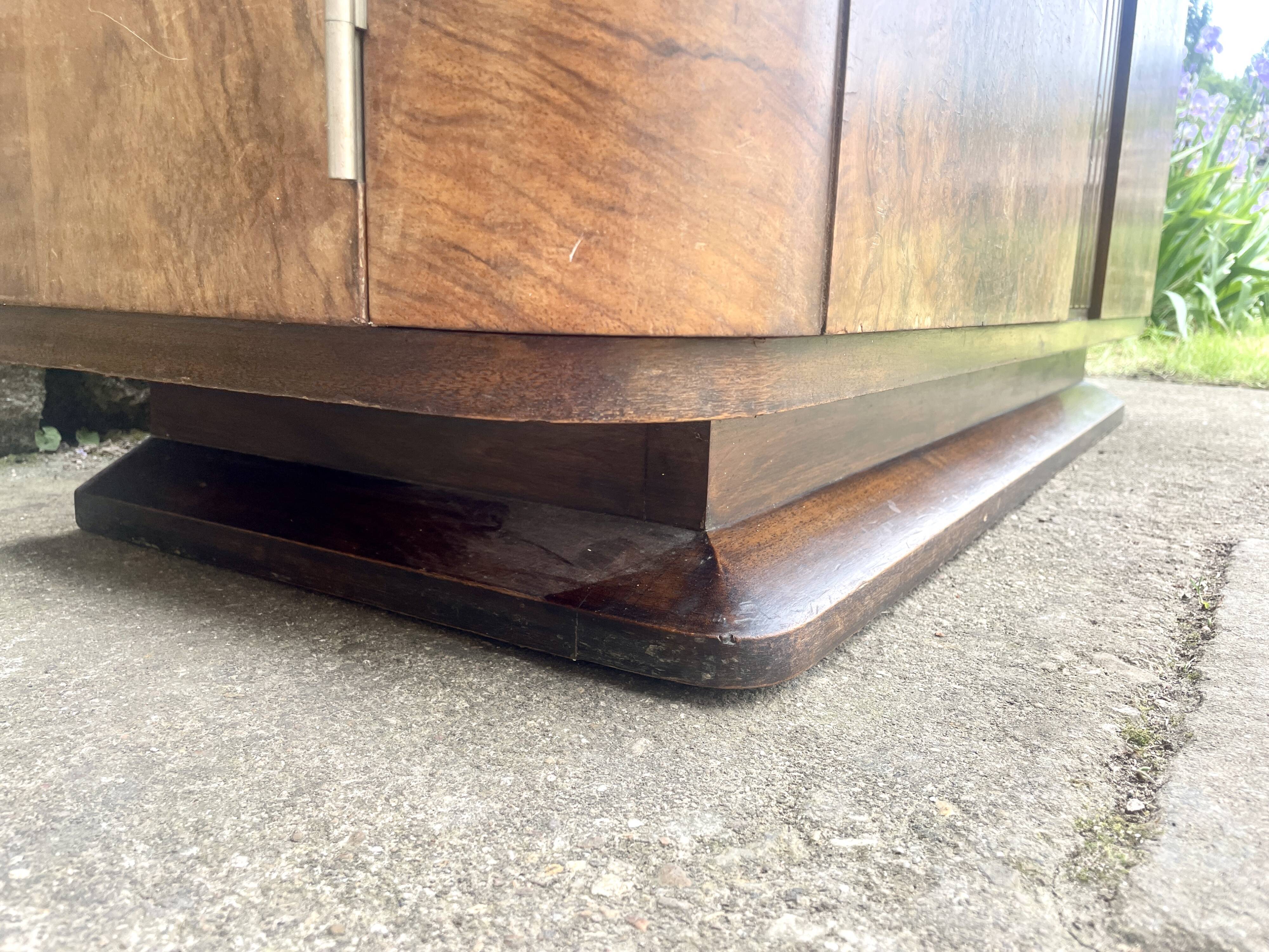 Low sideboard in black marble, Art Deco, 1930s
