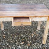 Kitchen dining table