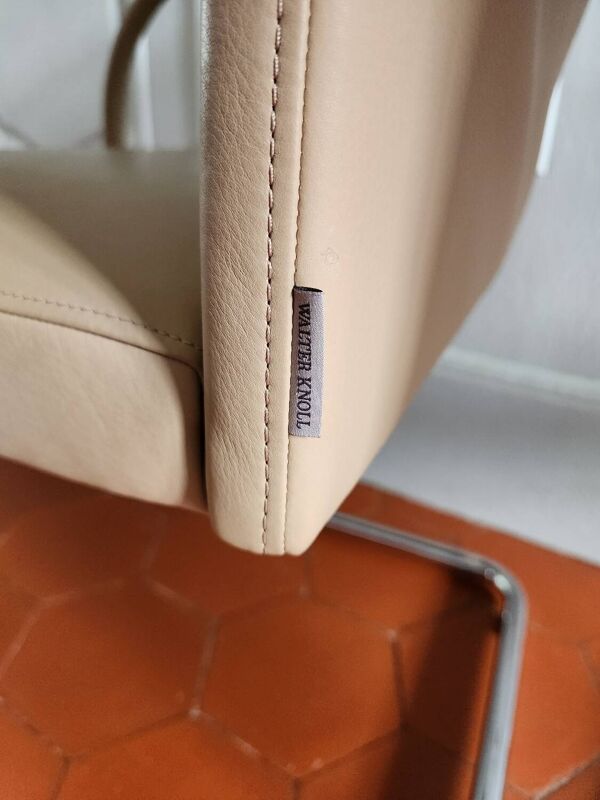 Paire de fauteuils Cantilever édition Walter Knoll