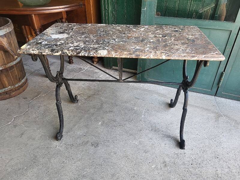 Table de bistrot marbre pied en fonte