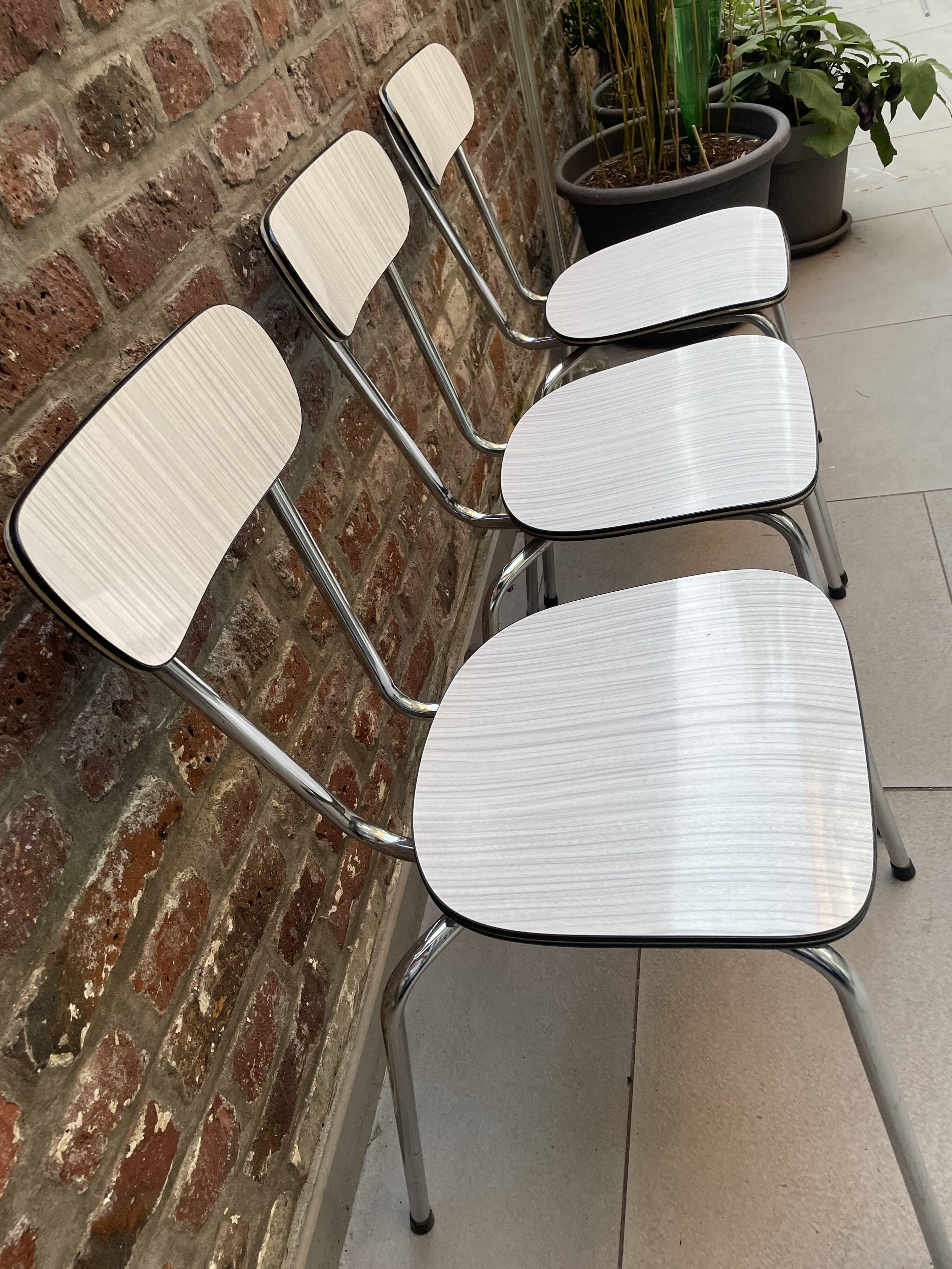 3 vintage chairs in light grey Formica from the 1960s