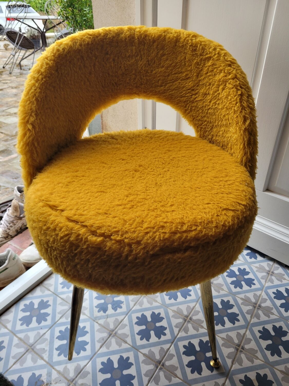 Mustard moumoute armchair
