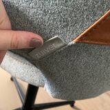 Desk chair