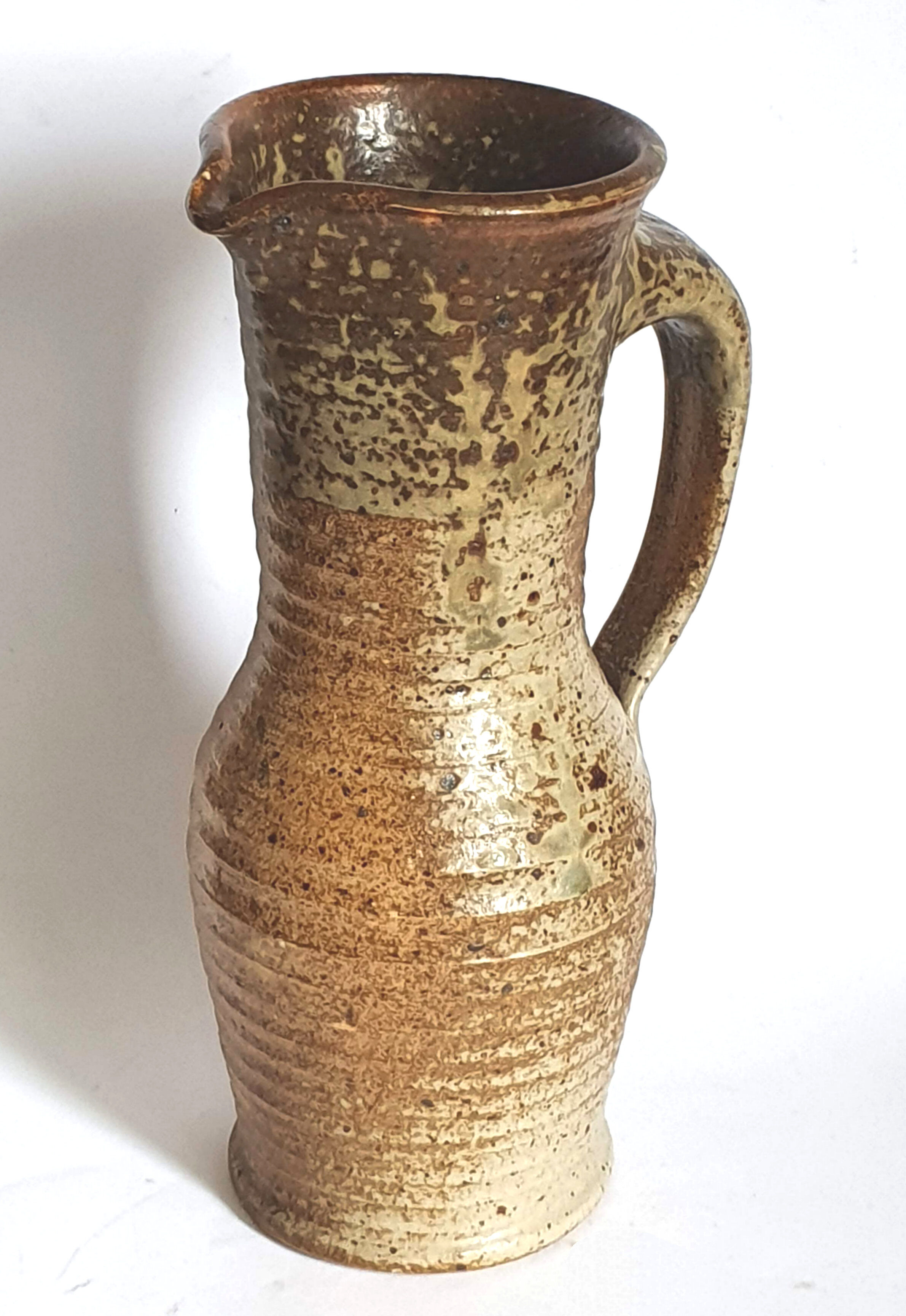 Pitcher in Berry sandstone
