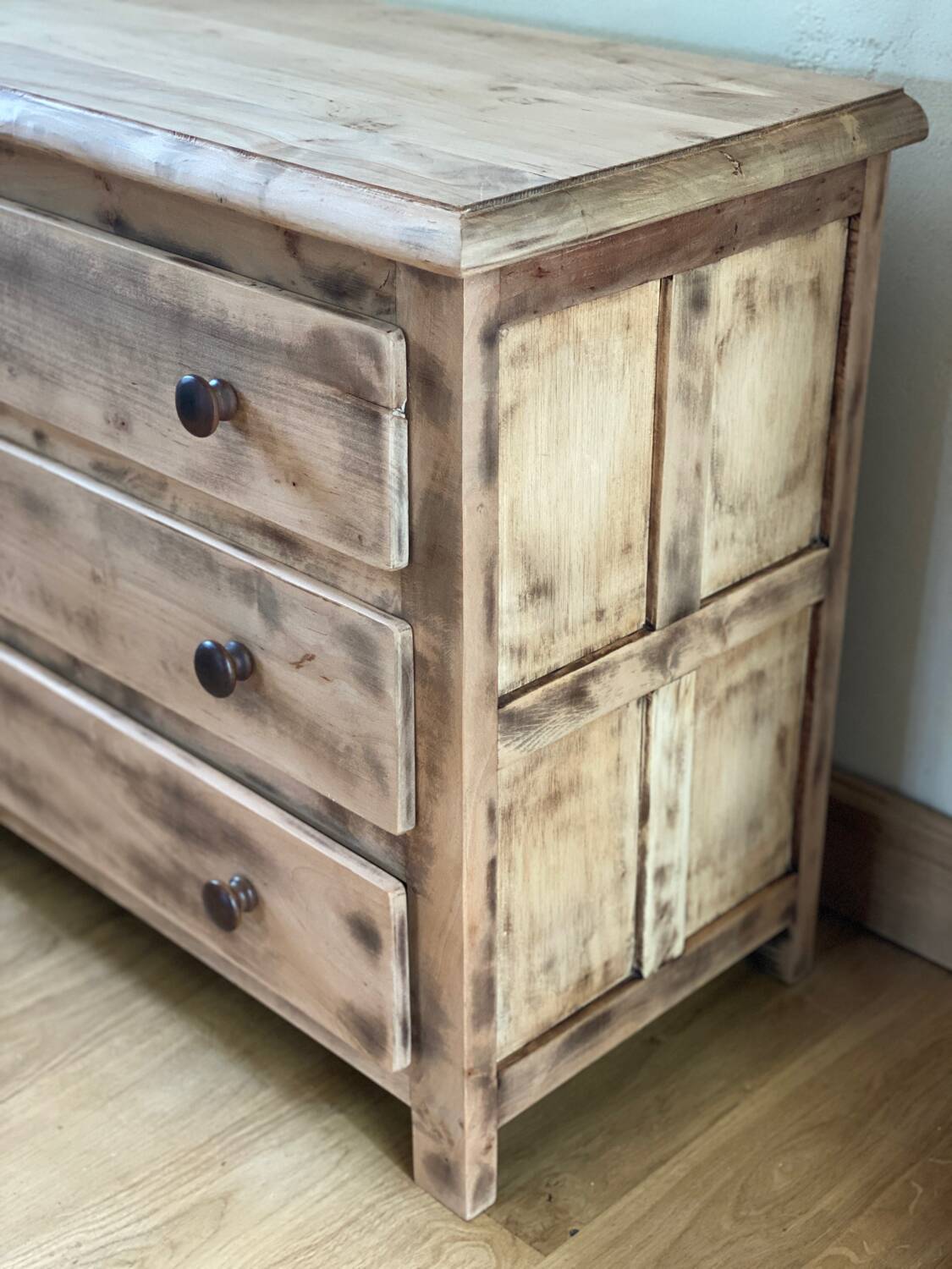 Commode bois massif