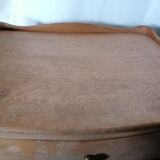 2 bedside tables