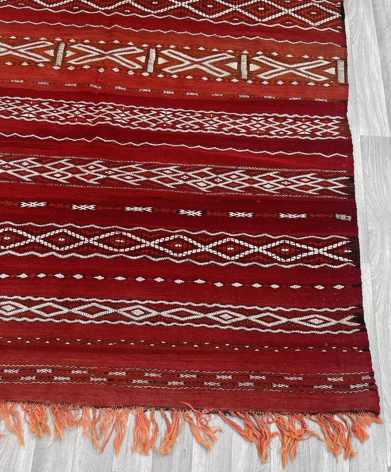 Old Zemmouri Kilim, Faltwoven Berber Rug, Handmade Moroccan Carper, Home Decor