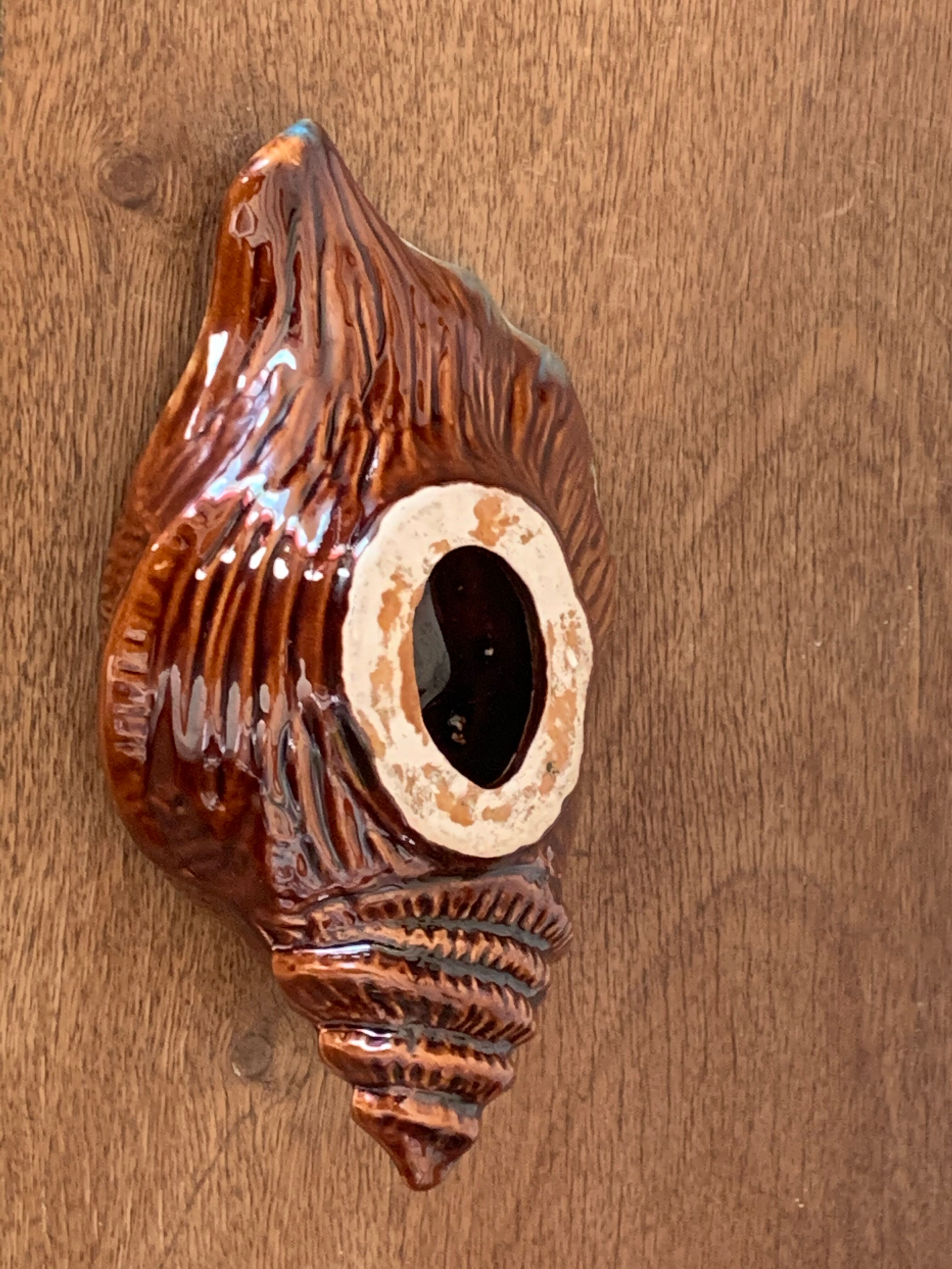 Cendrier barbotine en forme de coquillage Vallauris vintage