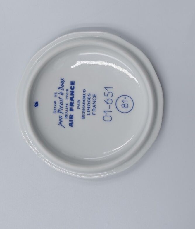 Porcelain candy box decor by Jean Picard le Doux for Air France Bernardaud Limoges