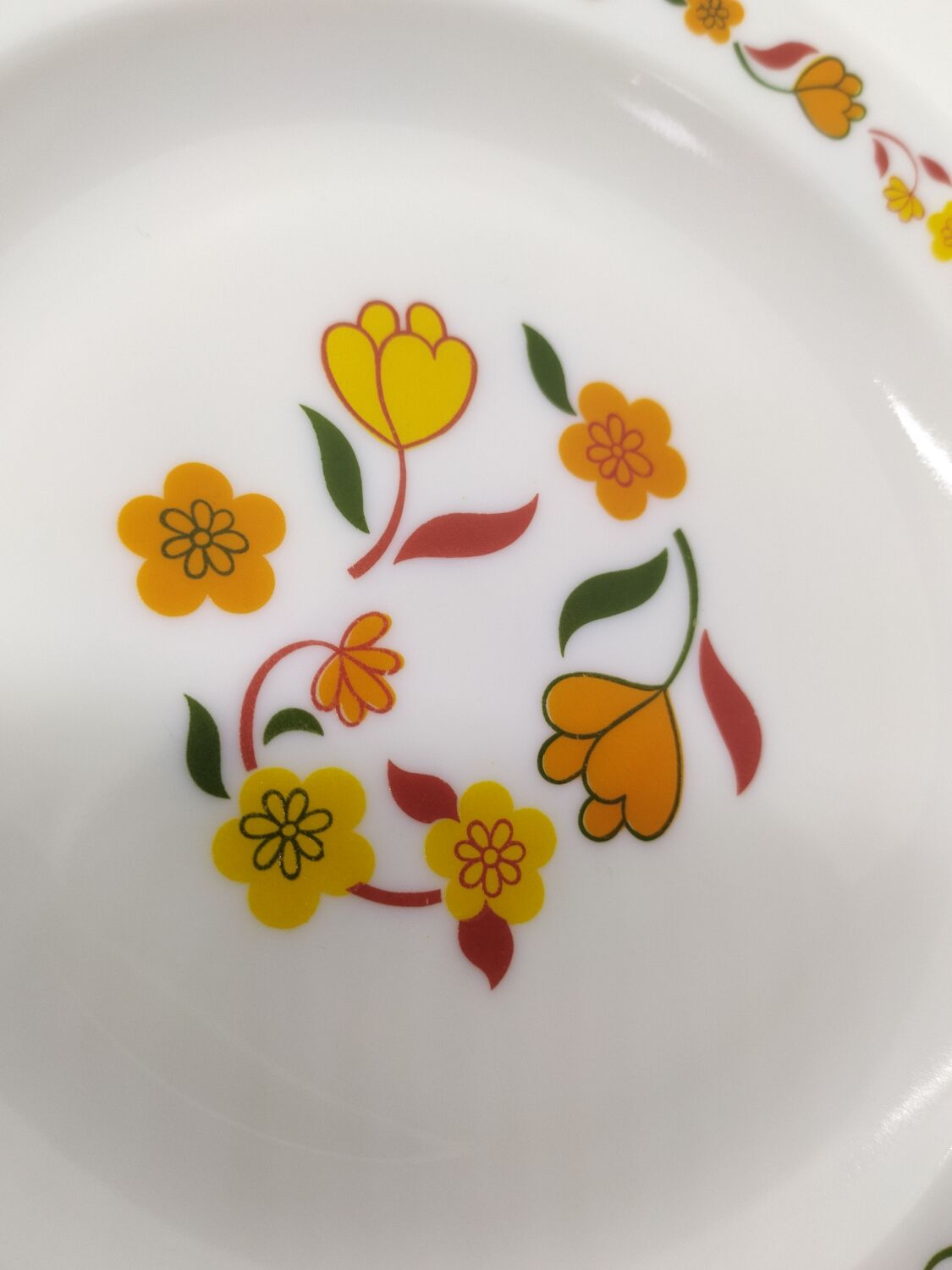 Vintage Arcopal dessert plates