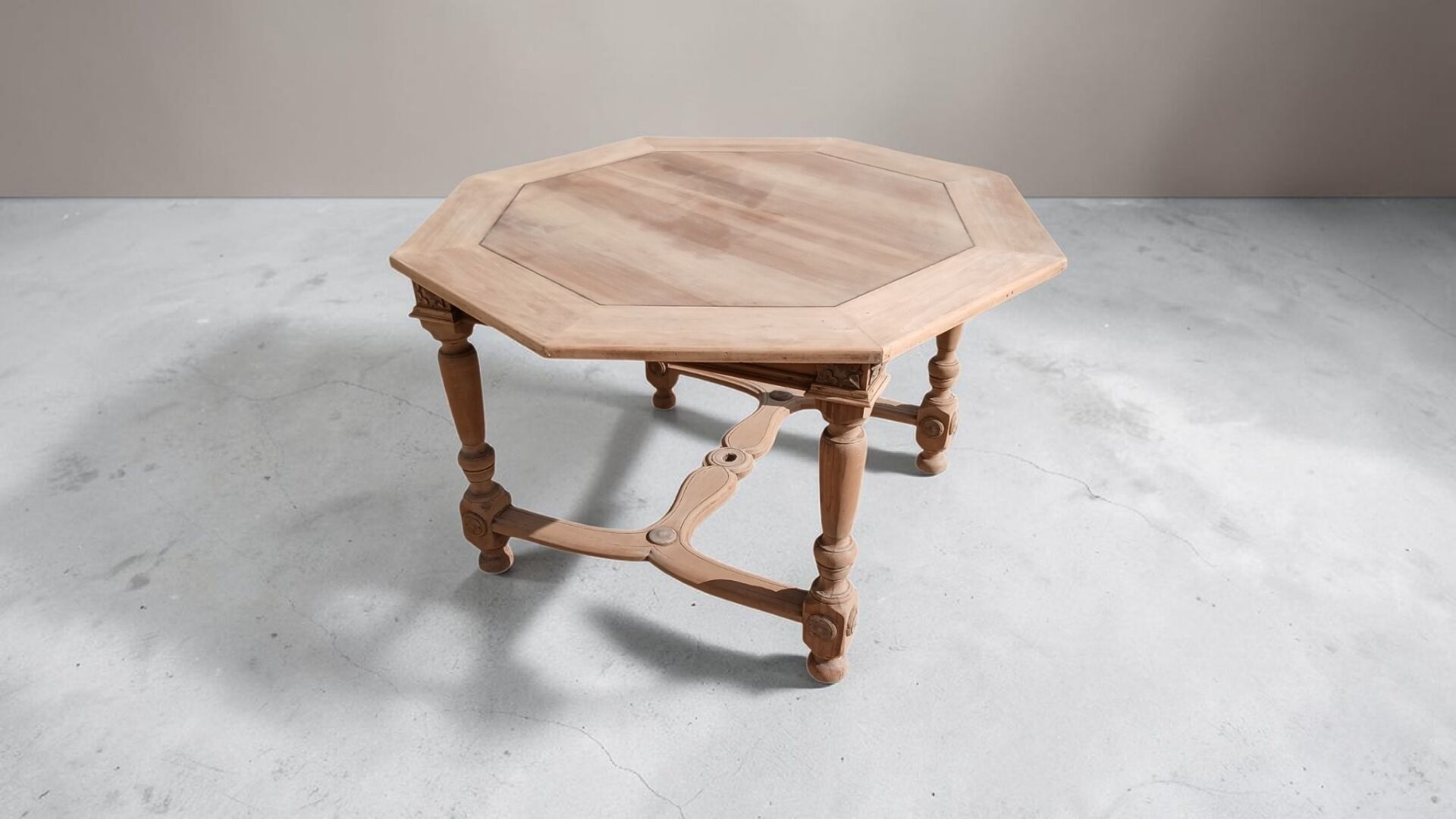 Table de style Louis XIII,  1850S