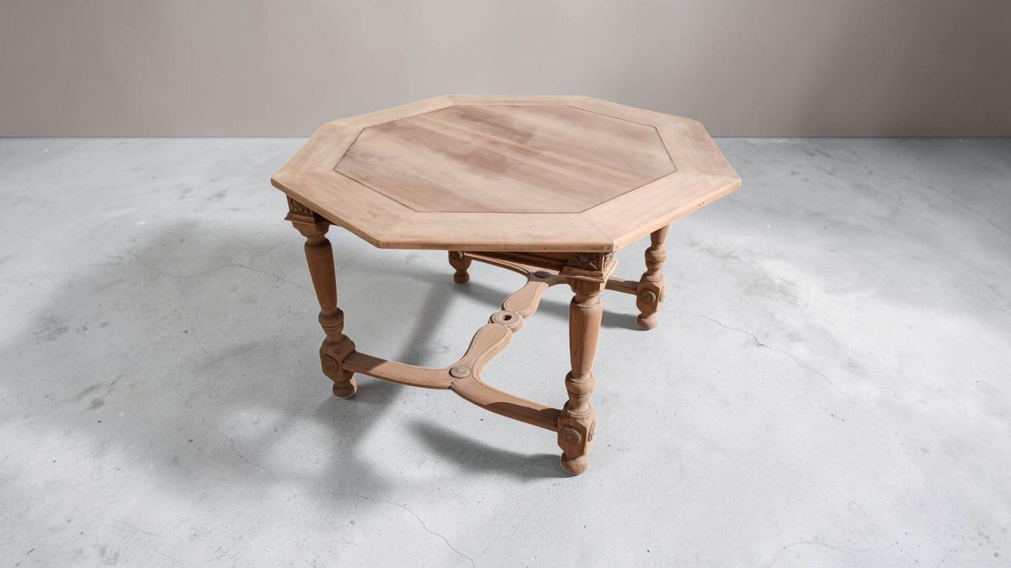 Table de style Louis XIII,  1850S