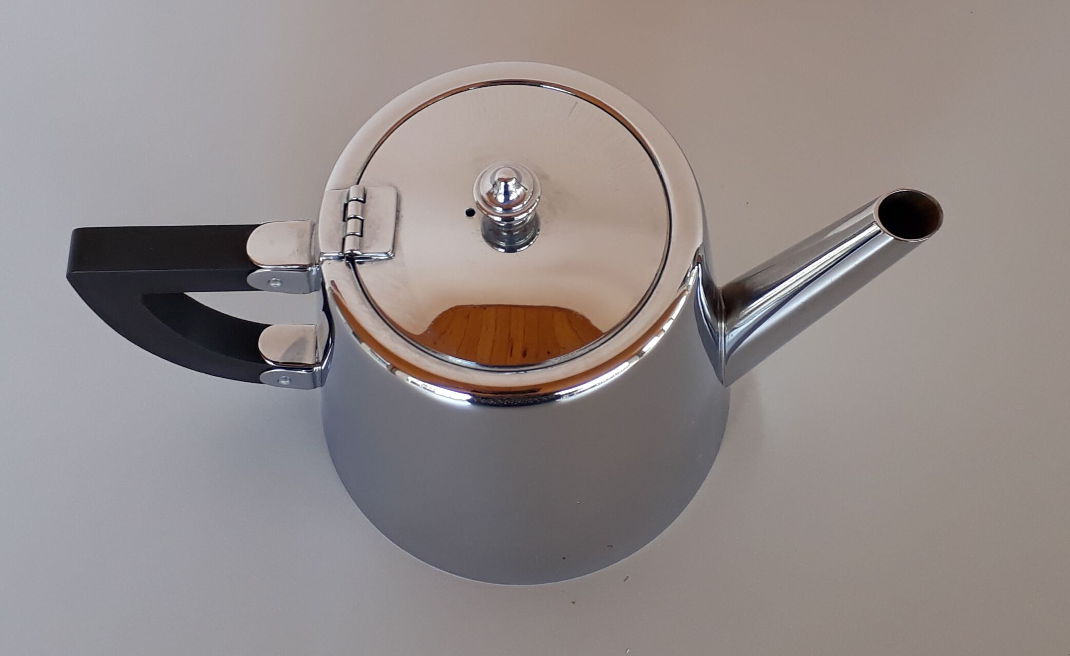 Stainless teapot