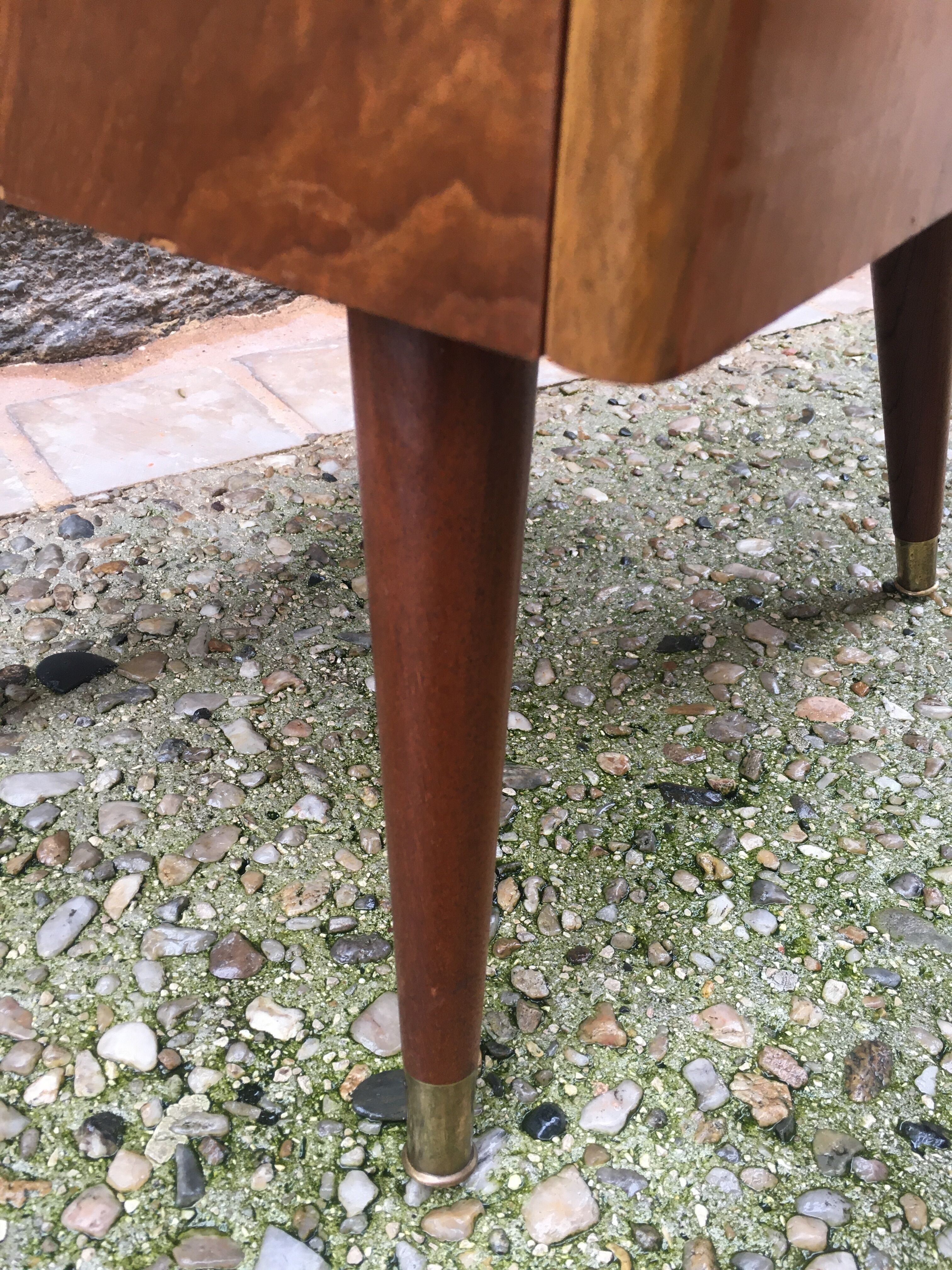 Pair of bedside feet compass