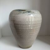 Set of 11 decorative items