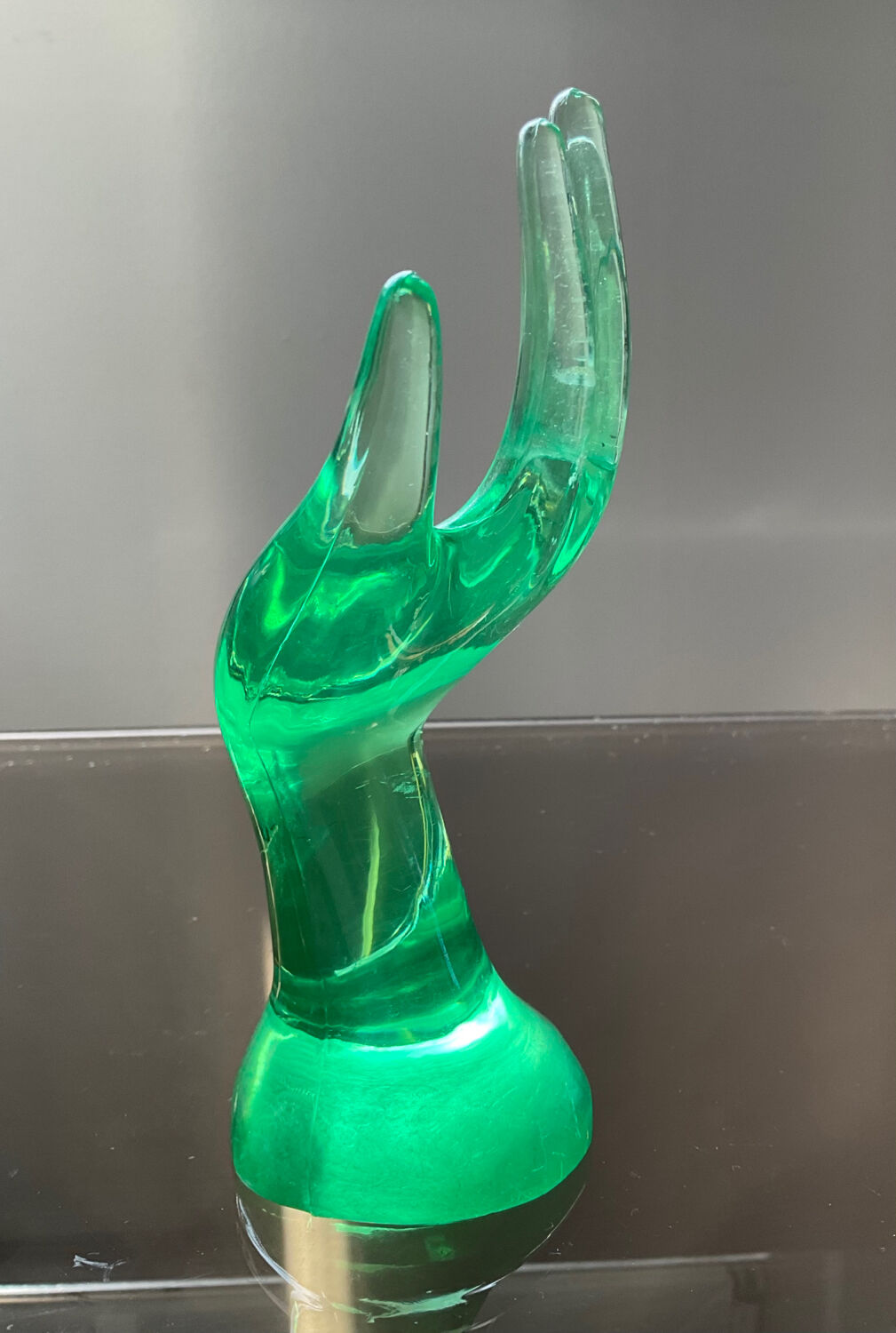 Vintage Plexiglas Ring Hand from the 70s-80s