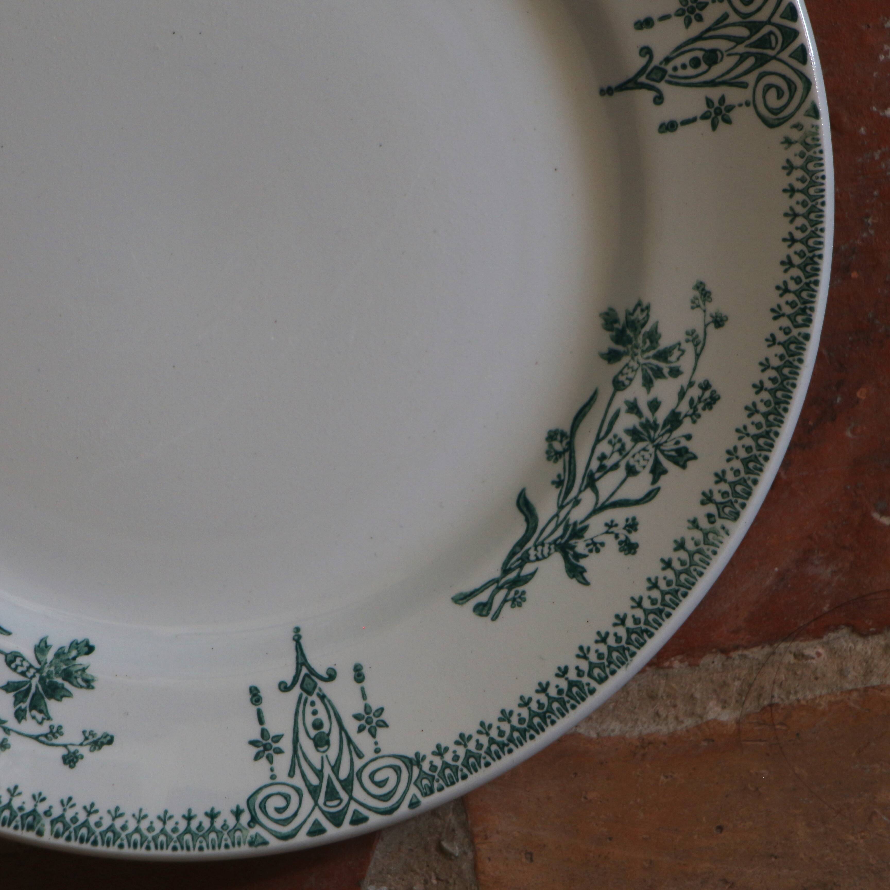 Flat plates Saint Amand