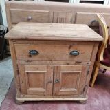 English pine TV cabinet