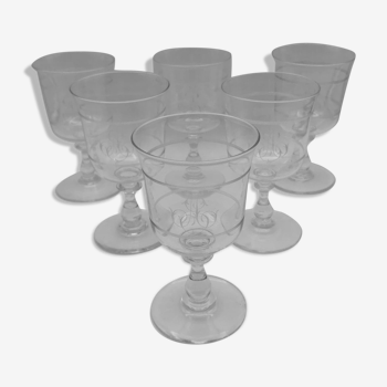 Ensemble de 6 verres à pieds en cristal monnogrammés