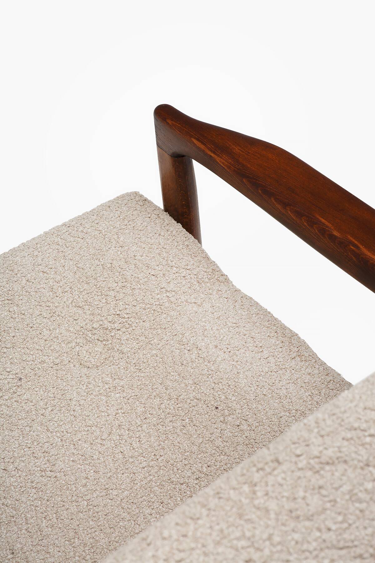 Pair of B-7522 armchairs from the 60s.