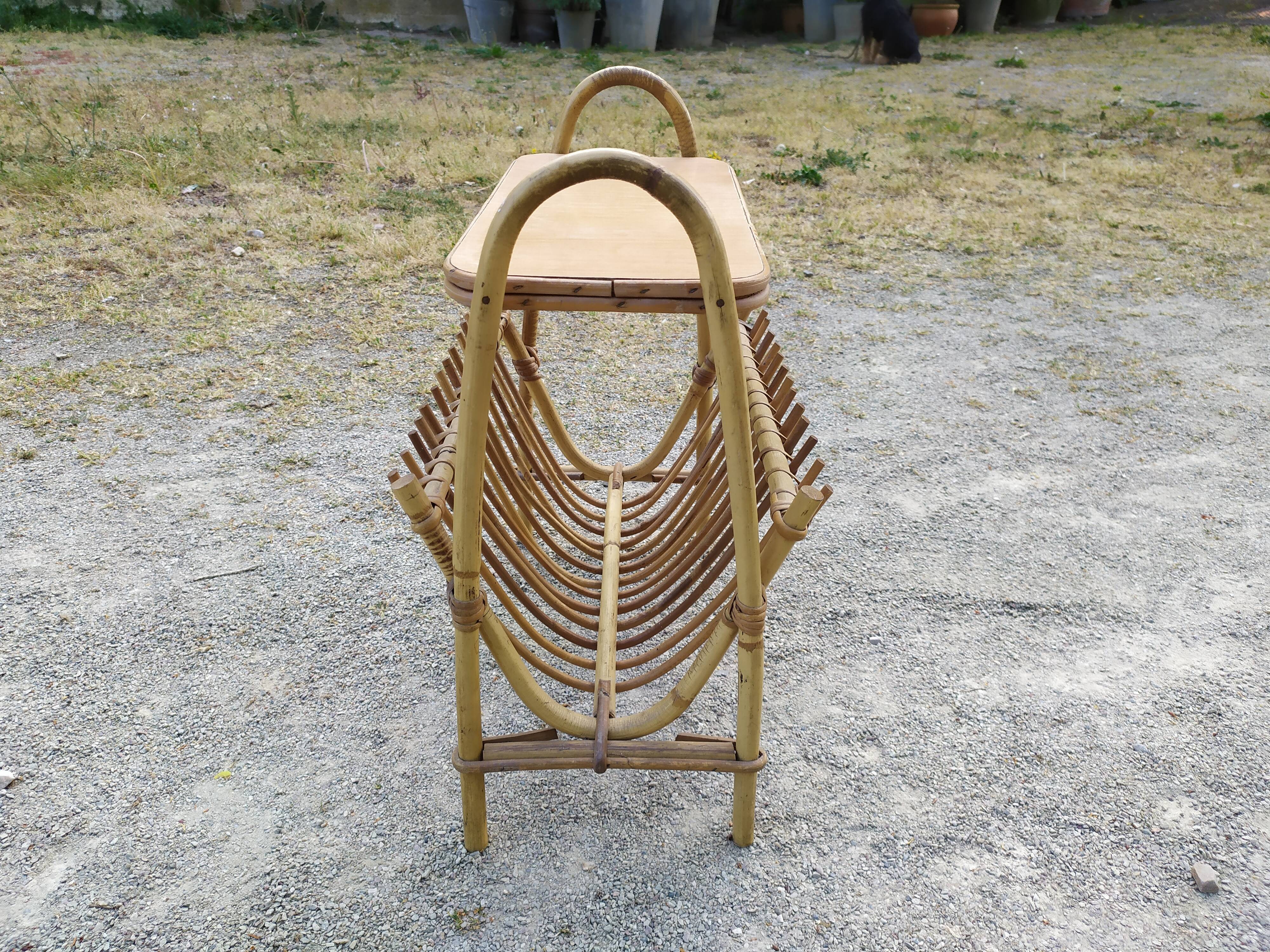 Magazine rack from the 50s and 60s