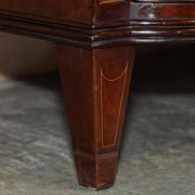 Commode Sheraton avec poignées tête de lion, 1859
