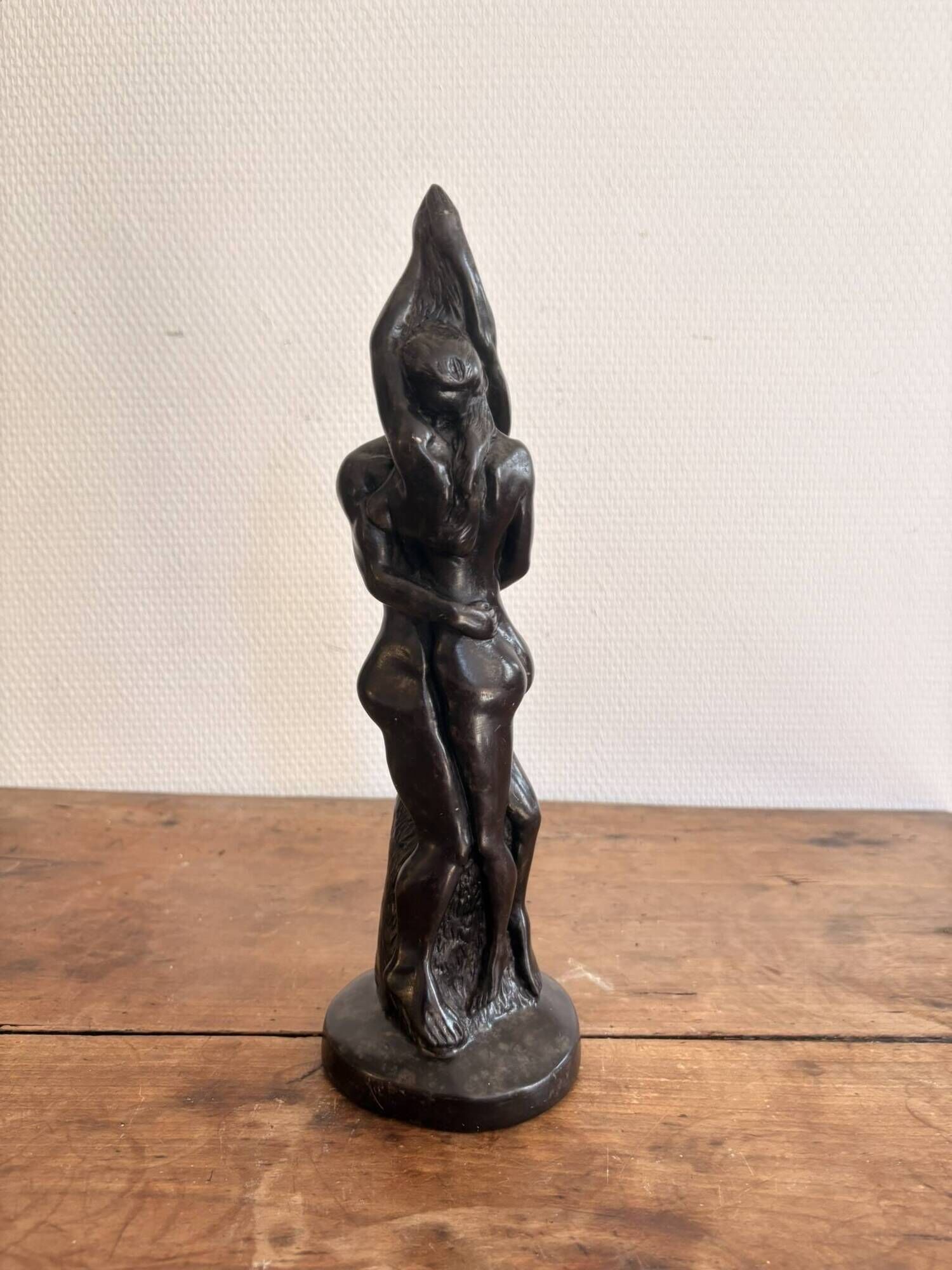 Resin Sculpture Figurine Couple Kissing Art Deco Female Nude Erotic
