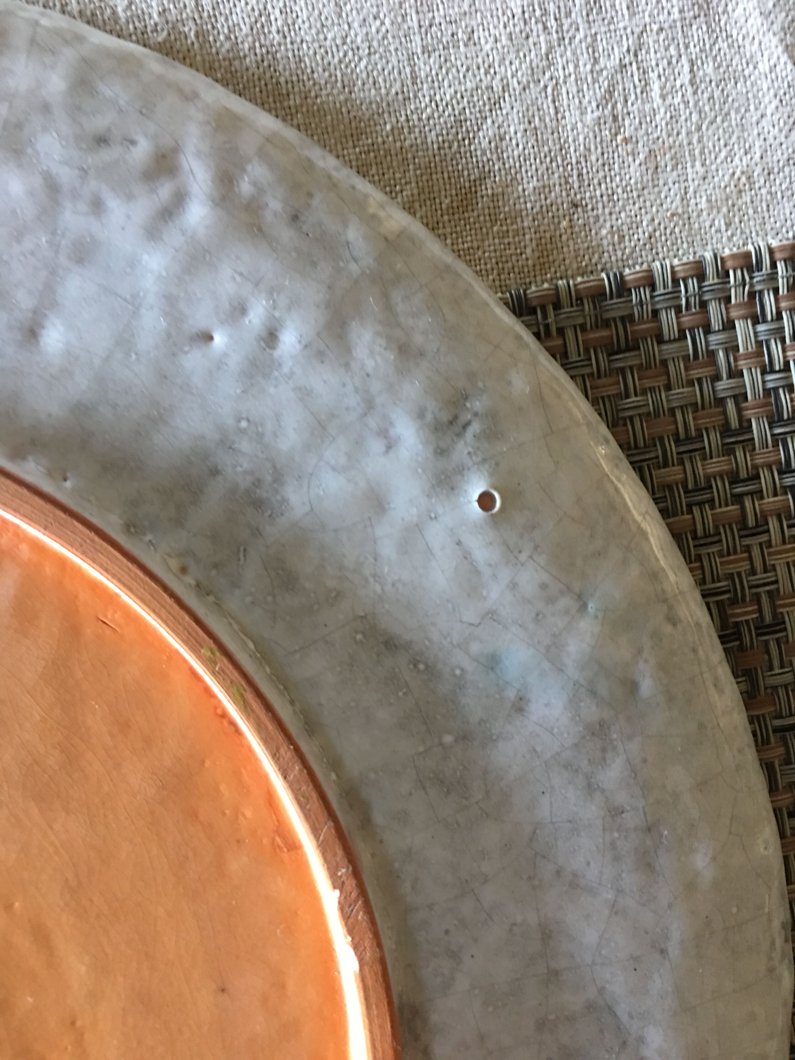 Vintage dish in ceramic African drawing